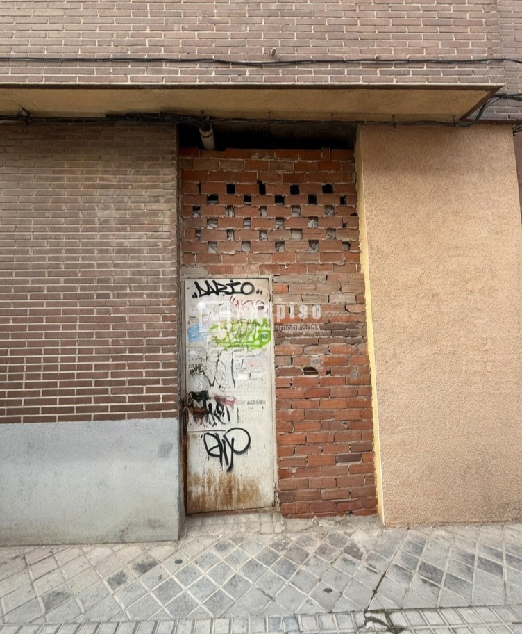 Local en venta en calle De Los Campos De Castilla, Madrid, Madrid 9/9