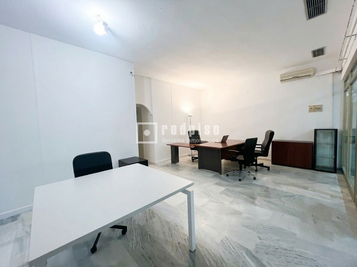 Local en alquiler en  avenida del Parque, Benalmádena, Málaga  1/1