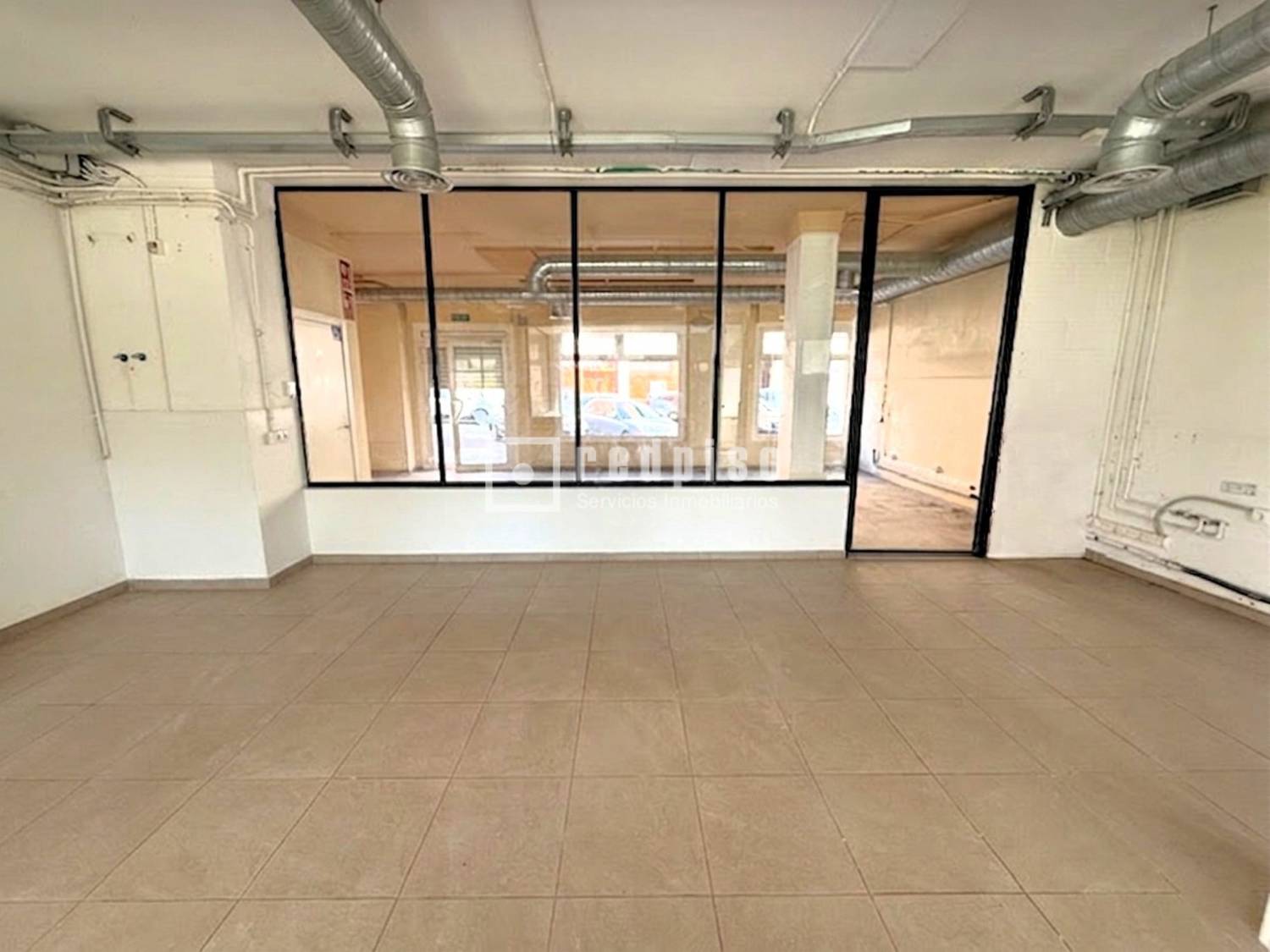 Local en alquiler en calle De Teruel, Tetuán, Madrid 8/20