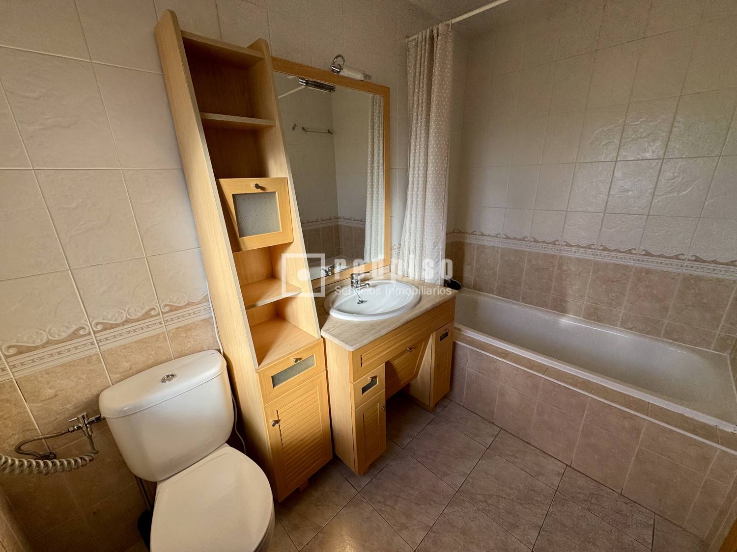 Casa en alquiler en  San Lorenzo de El Escorial, Madrid  16/23