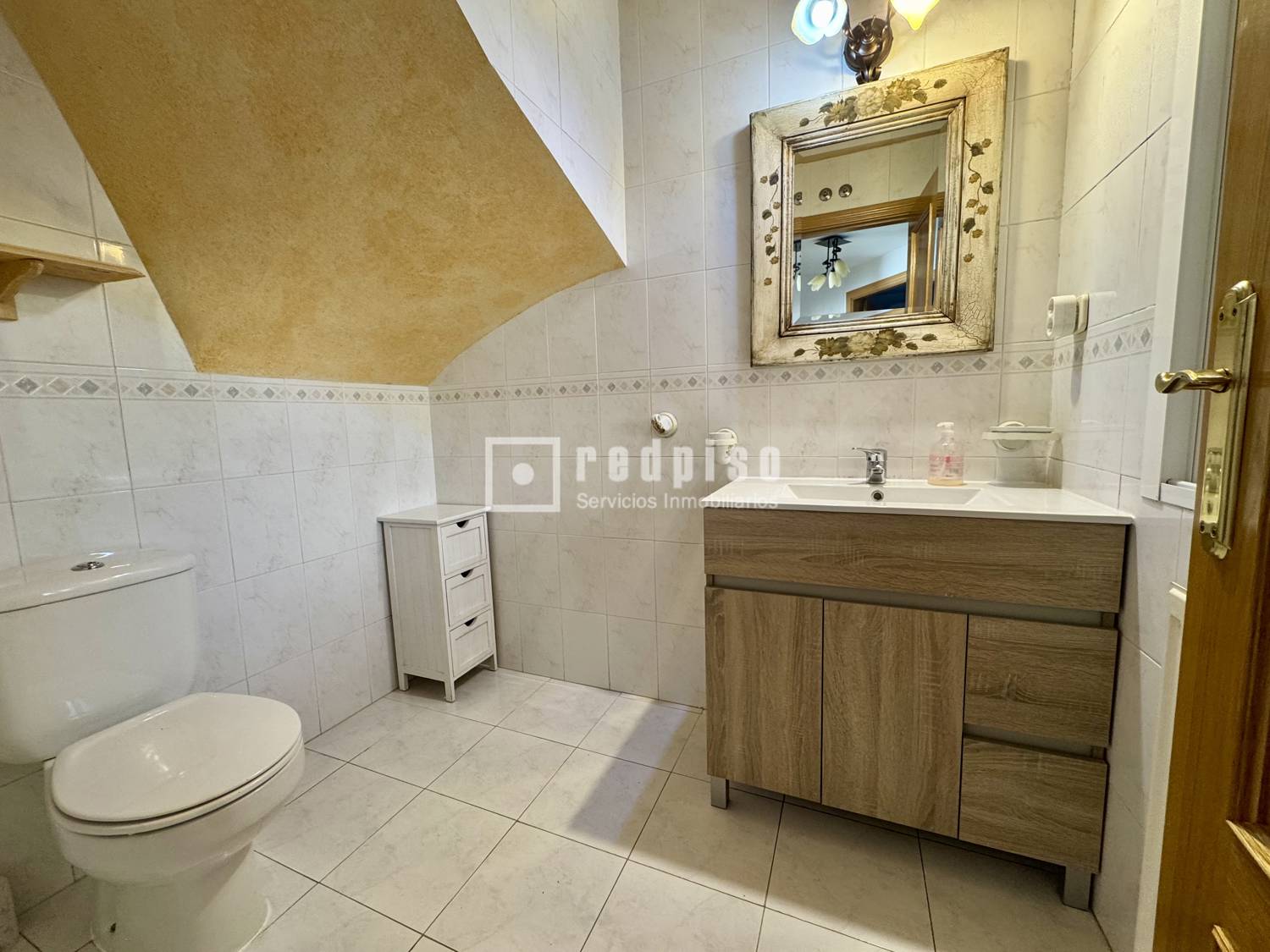 Casa en alquiler en  San Lorenzo de El Escorial, Madrid  6/23