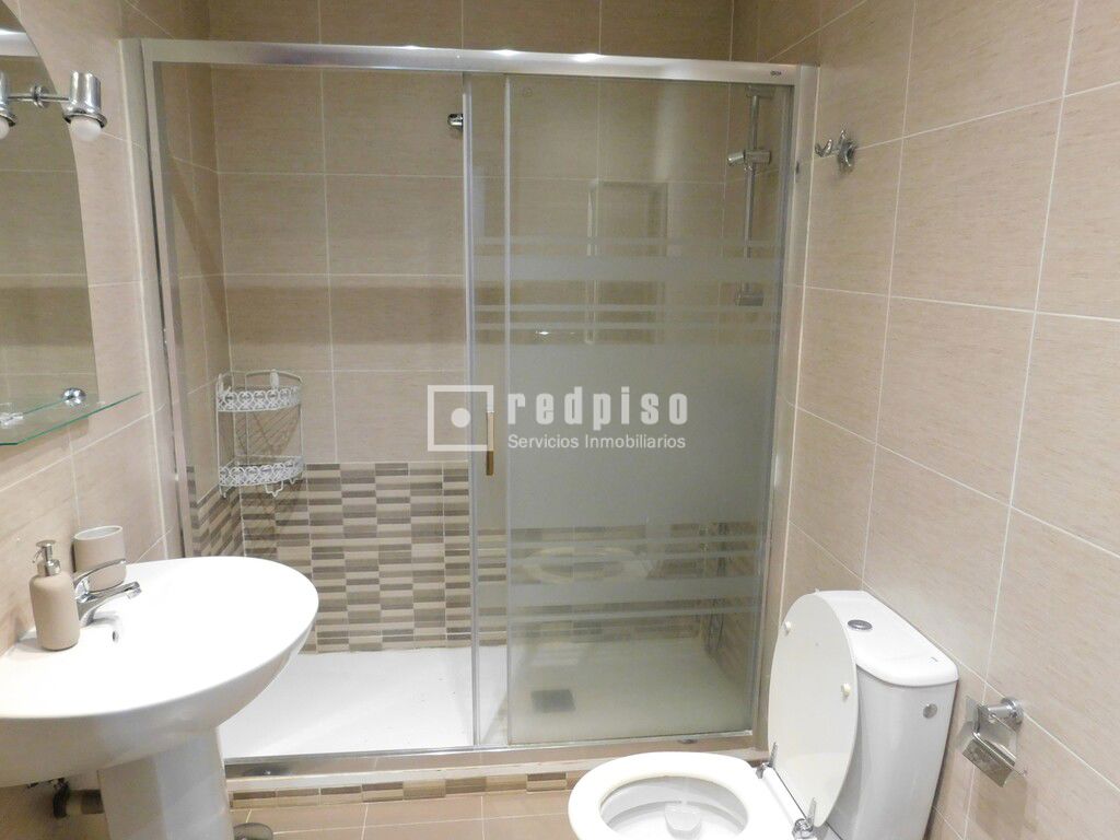 Piso en alquiler en Villaverde, Madrid 8/15