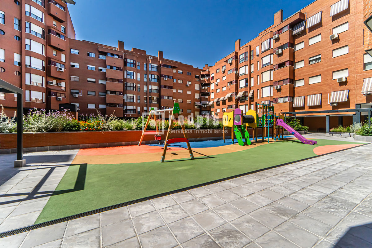 Piso en venta en Alcorcón, Madrid 16/18