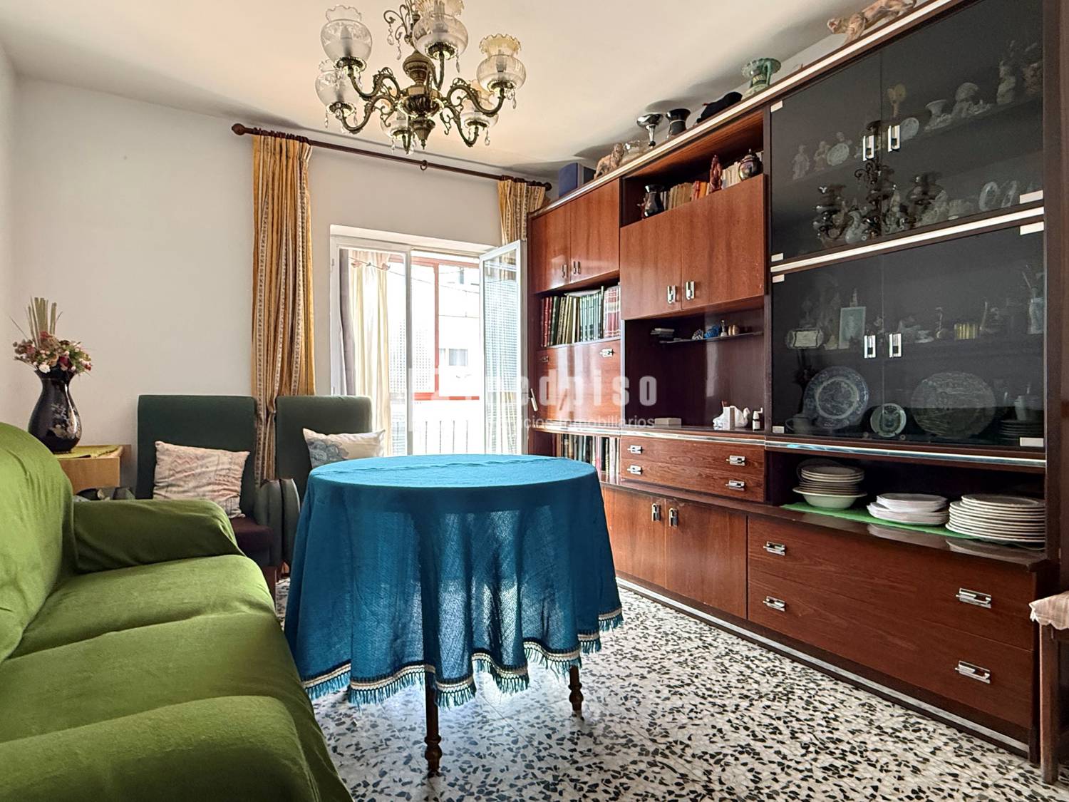 Piso en venta en  calle de Artajona, Tetuán, Madrid  1/1