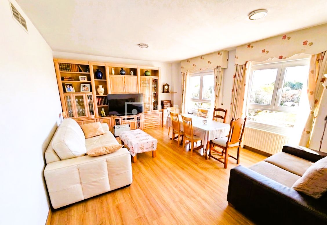 Piso en venta en  Parla, Madrid  1/1