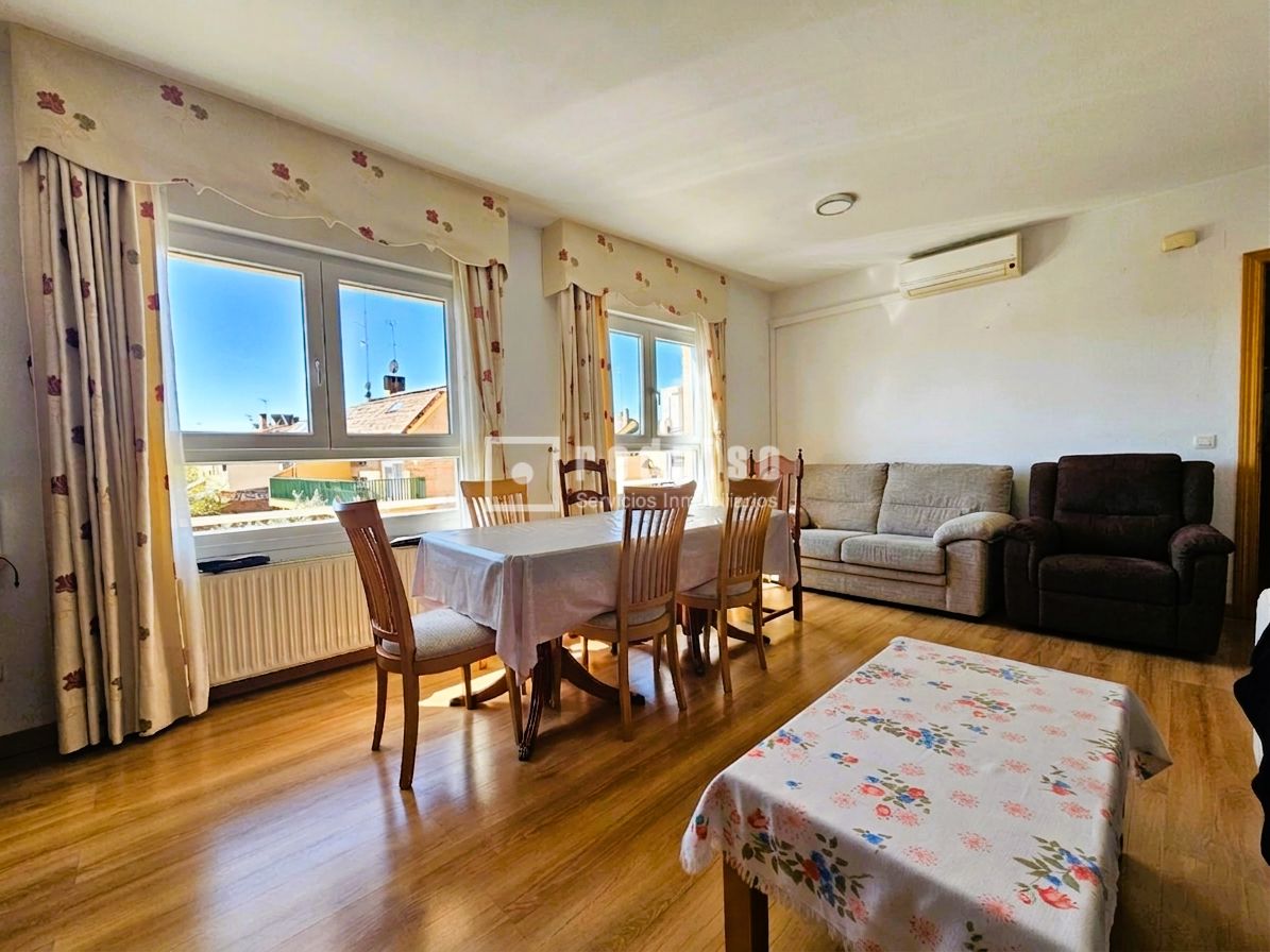 Piso en venta en Parla, Madrid 2/12