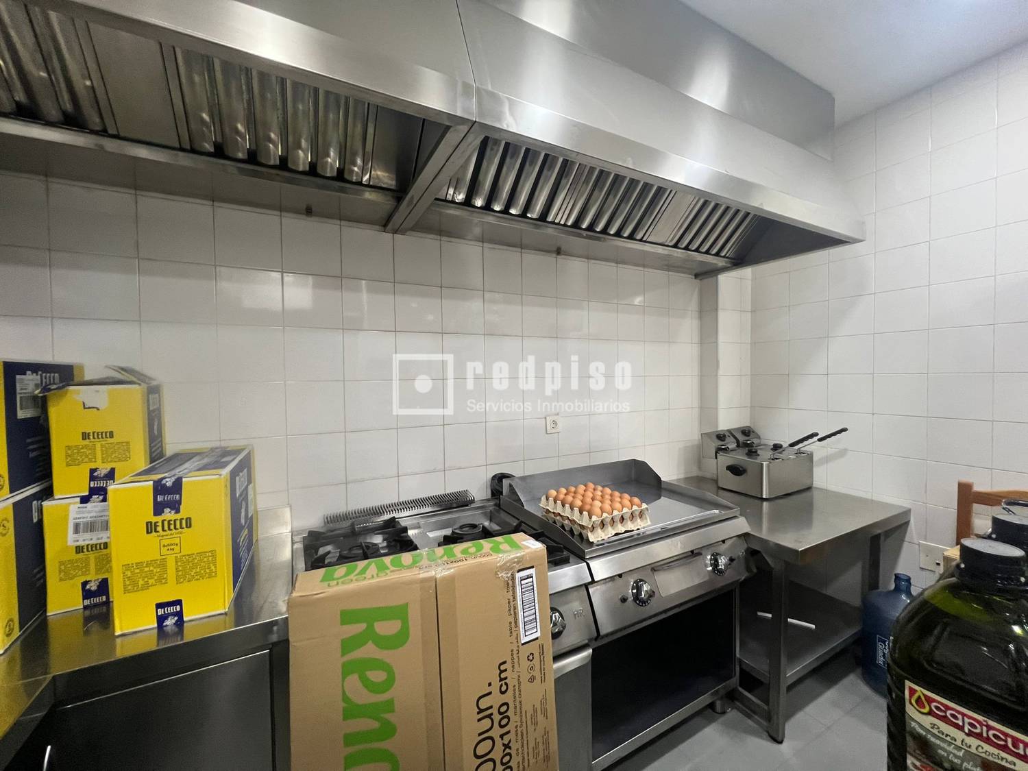Local en venta en calle De Casablanca, Torremolinos, Málaga 6/13