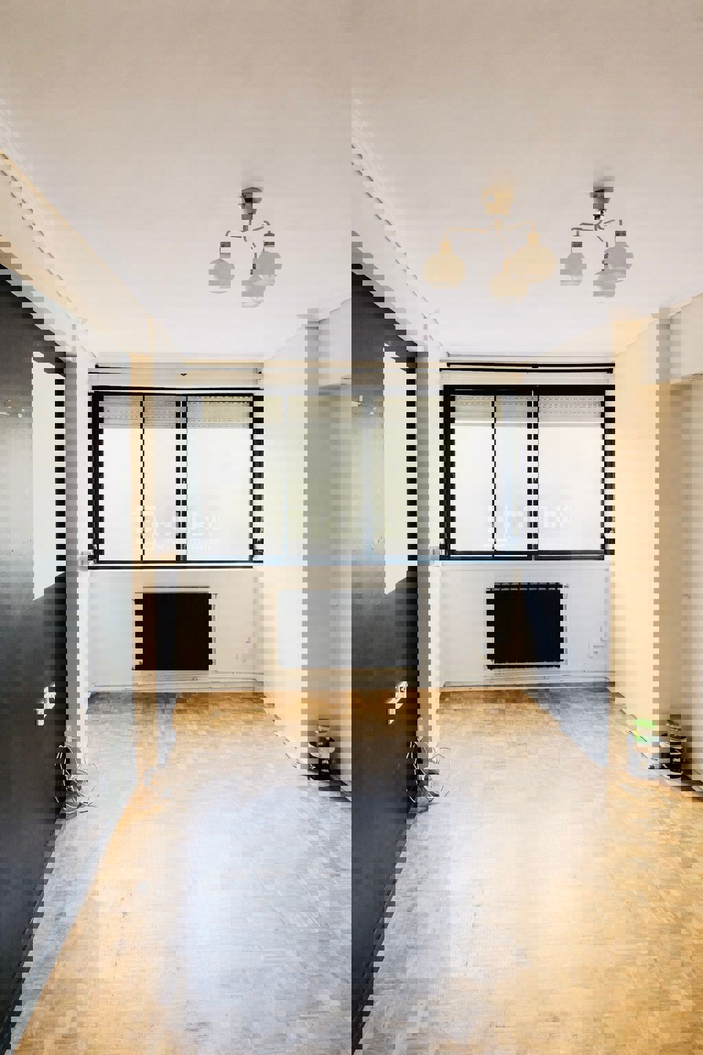 Piso en venta en  calle de Pamplona Escudero, Zaragoza  1/1