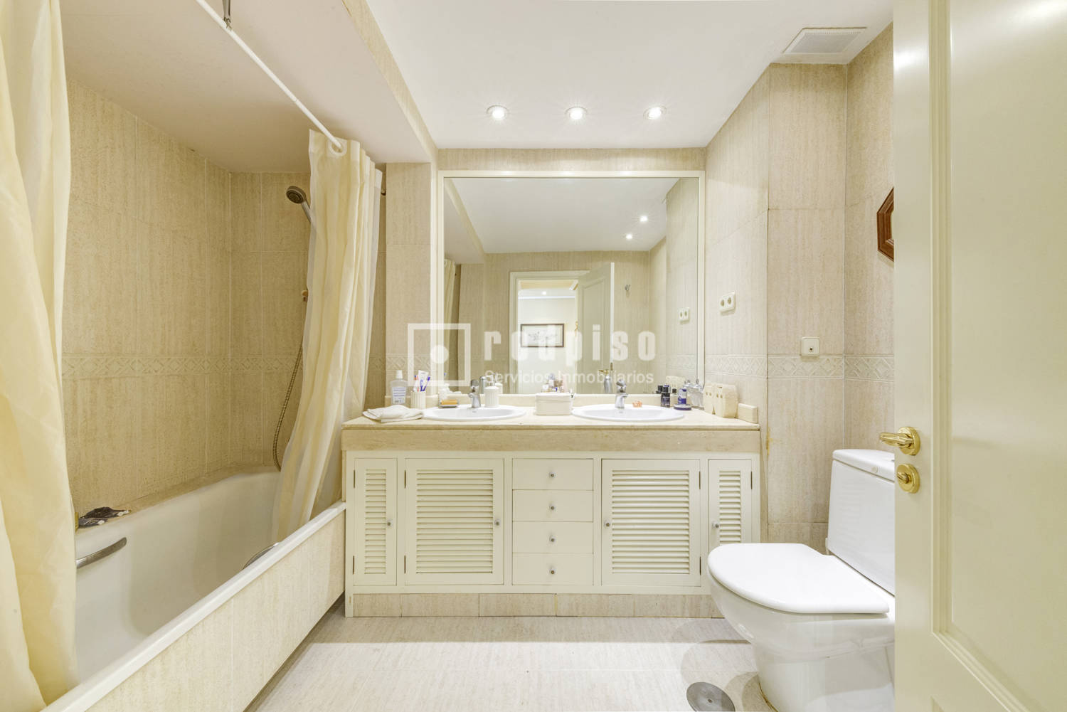 Piso en venta en Majadahonda, Madrid 36/50