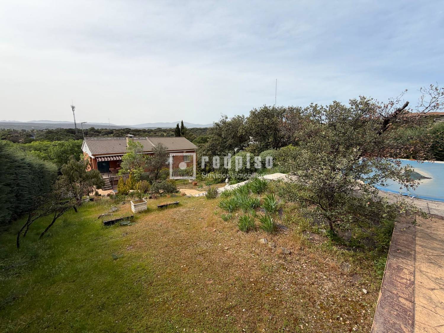 Casa en venta en Valdemorillo, Madrid 15/25