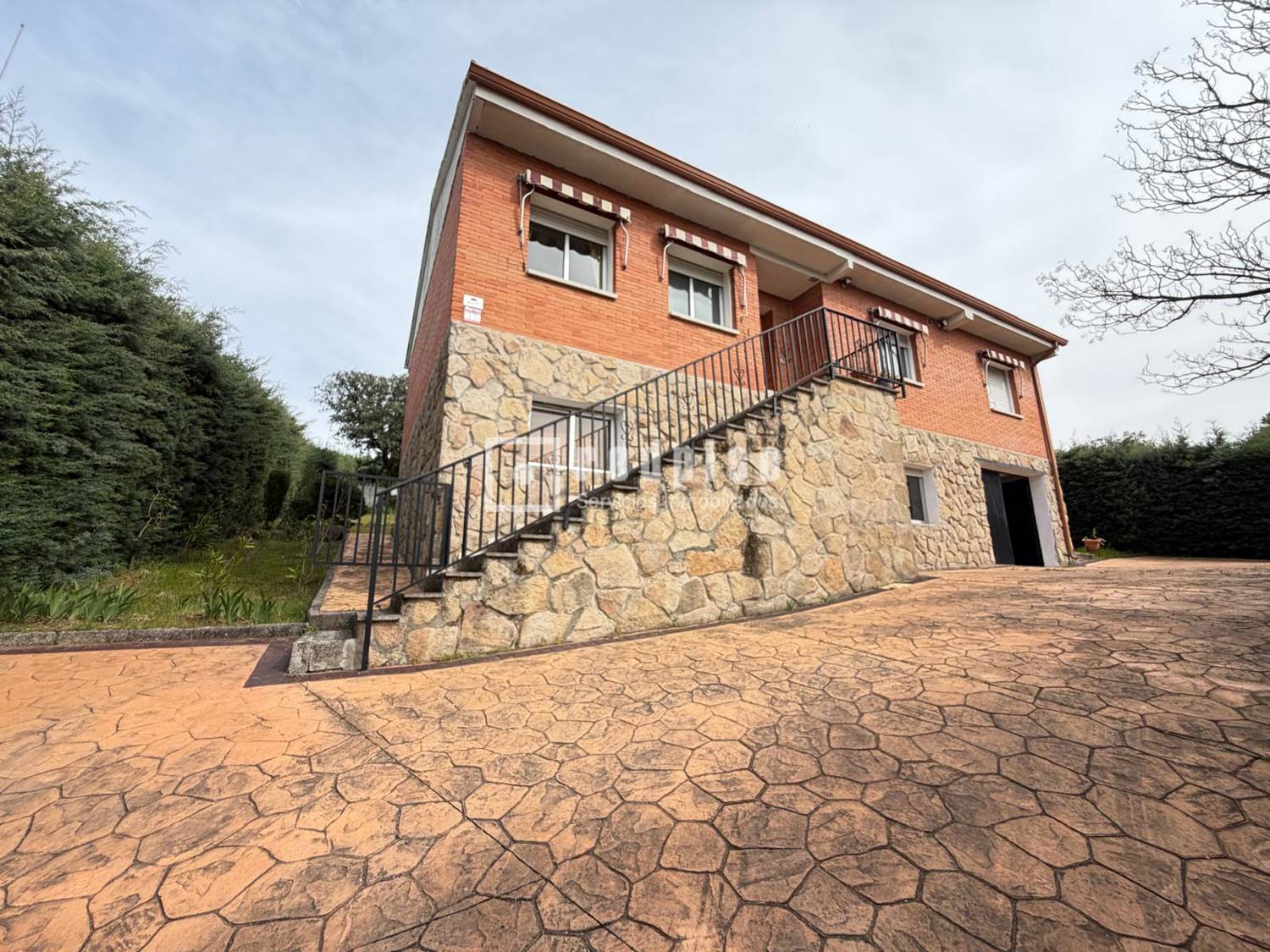 Casa en venta en Valdemorillo, Madrid 23/25