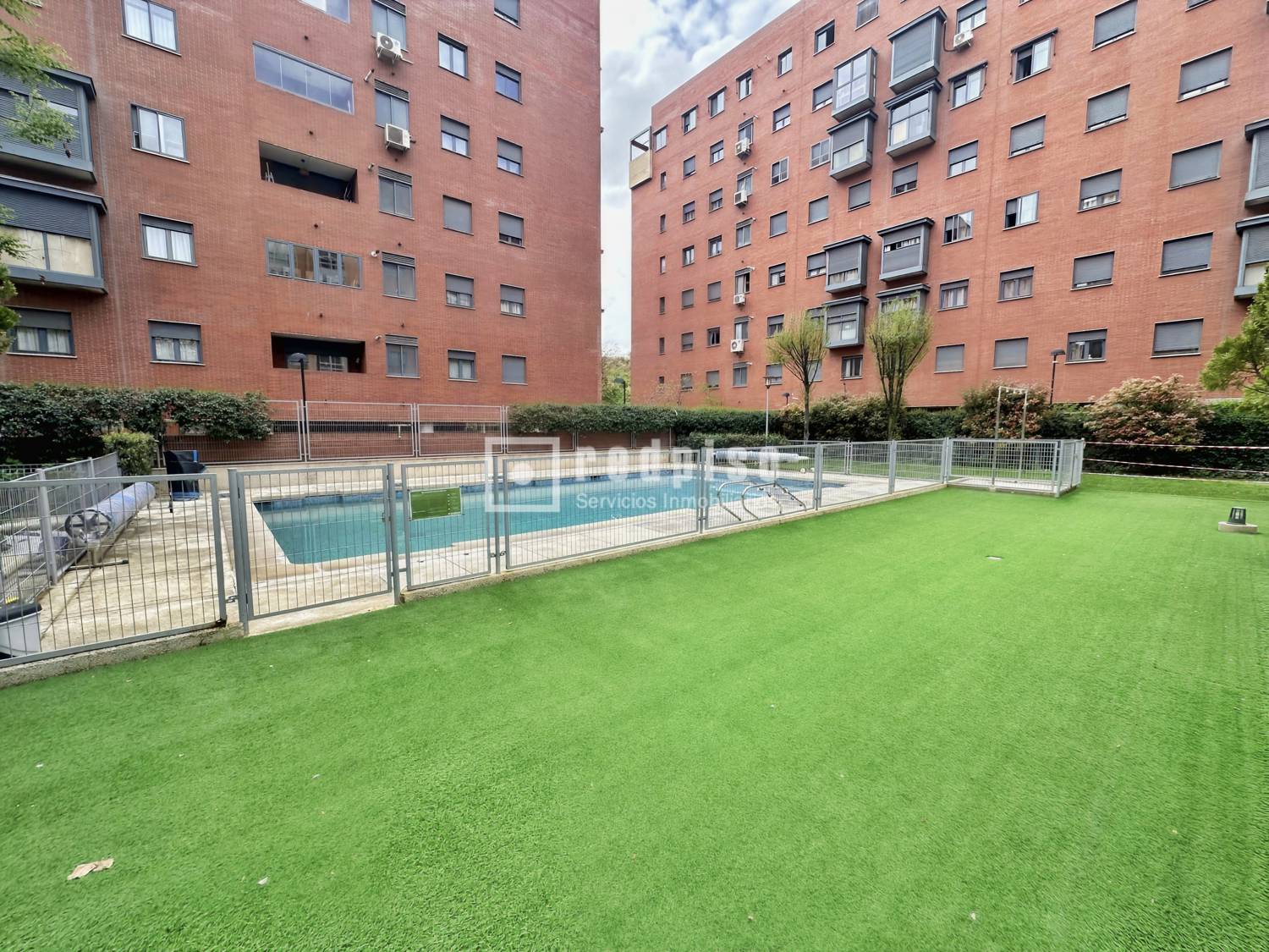 Piso en venta en calle De Ordicia, Madrid, Madrid 2/32