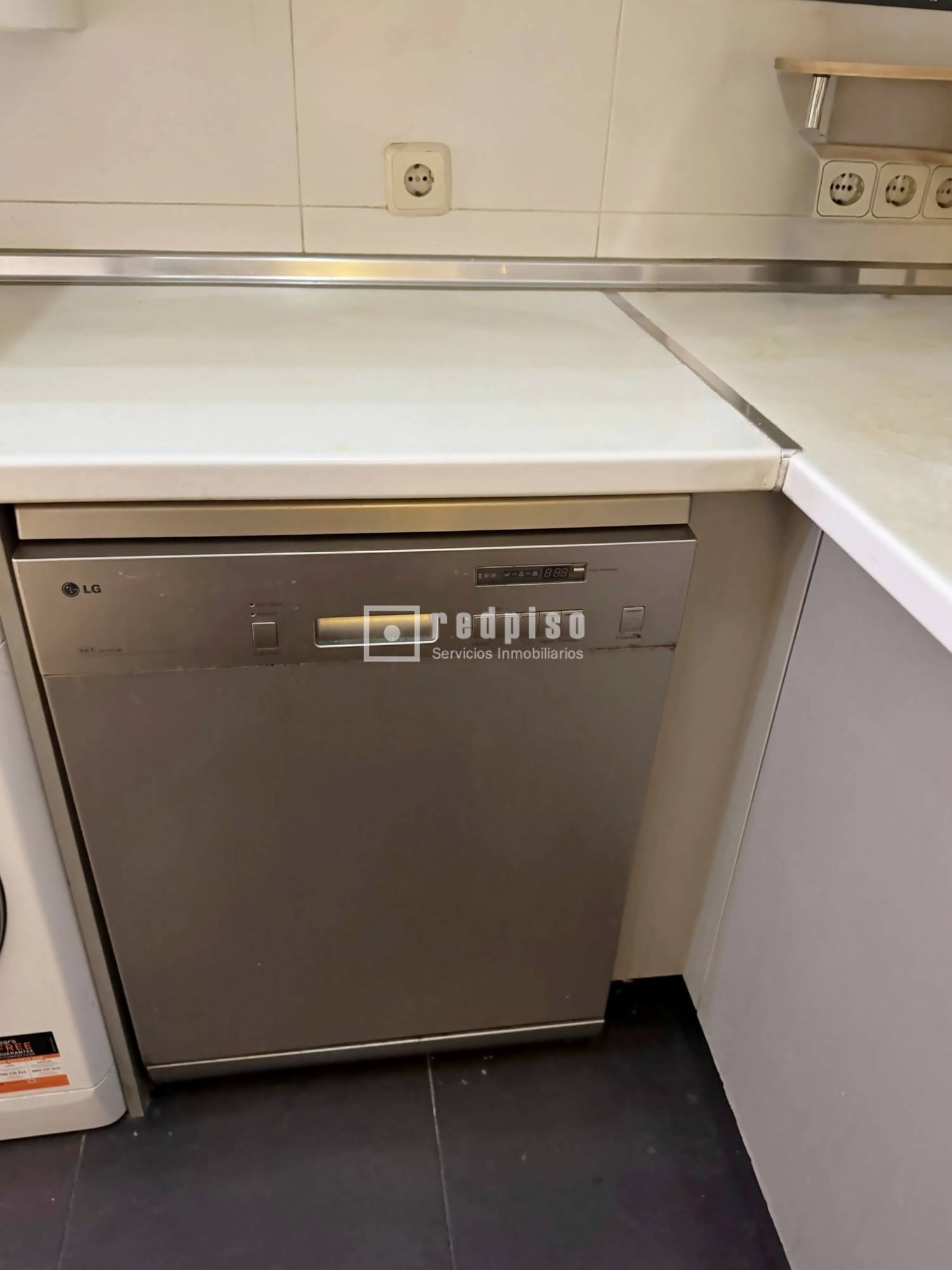 Piso en venta en calle De Ordicia, Madrid, Madrid 20/32