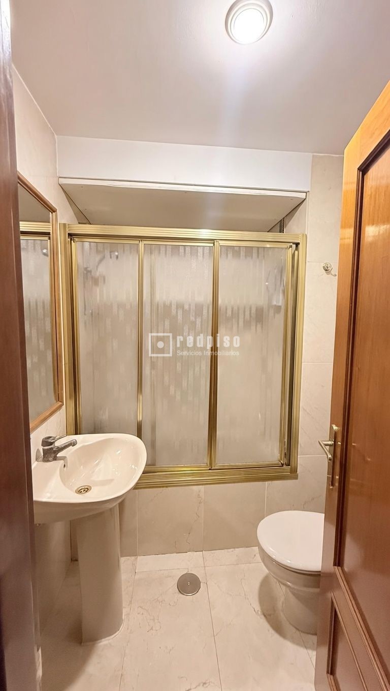 Piso en venta en calle De Cea Bermúdez, Madrid, Madrid 14/18