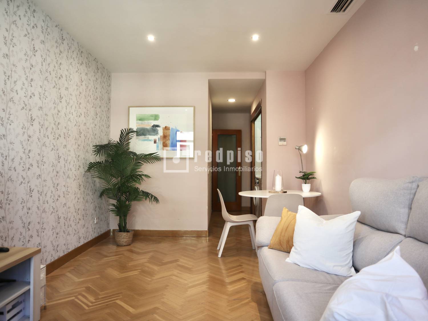 Piso en venta en calle De Cea Bermúdez, Madrid, Madrid 2/18