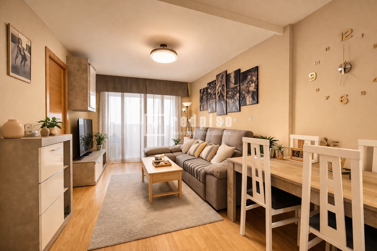 Piso en venta en Fuenlabrada, Madrid 2/10