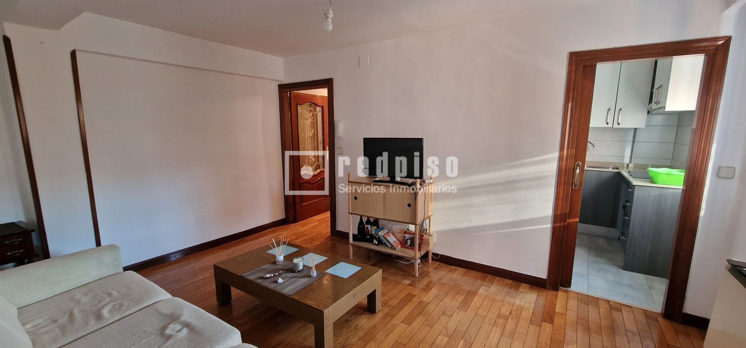 Piso en venta en  calle de Betancunia, San Blas-Canillejas, Madrid  1/1