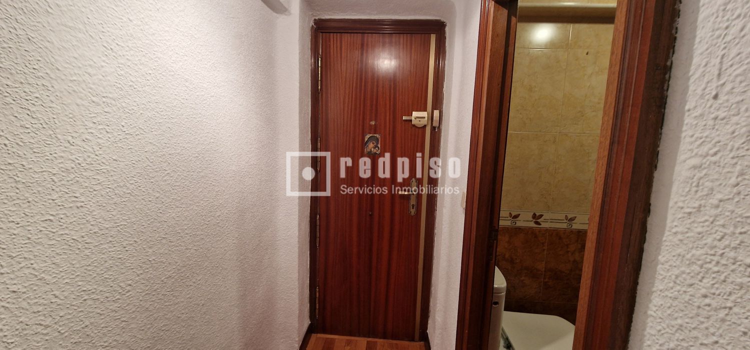 Piso en venta en calle De Betancunia, San Blas-canillejas, Madrid 6/16