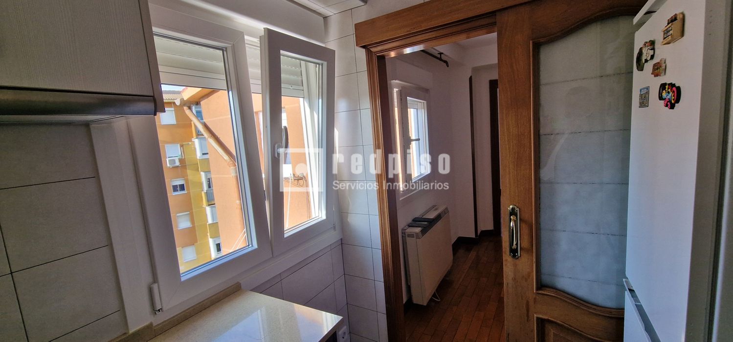 Piso en venta en calle De Betancunia, San Blas-canillejas, Madrid 5/16