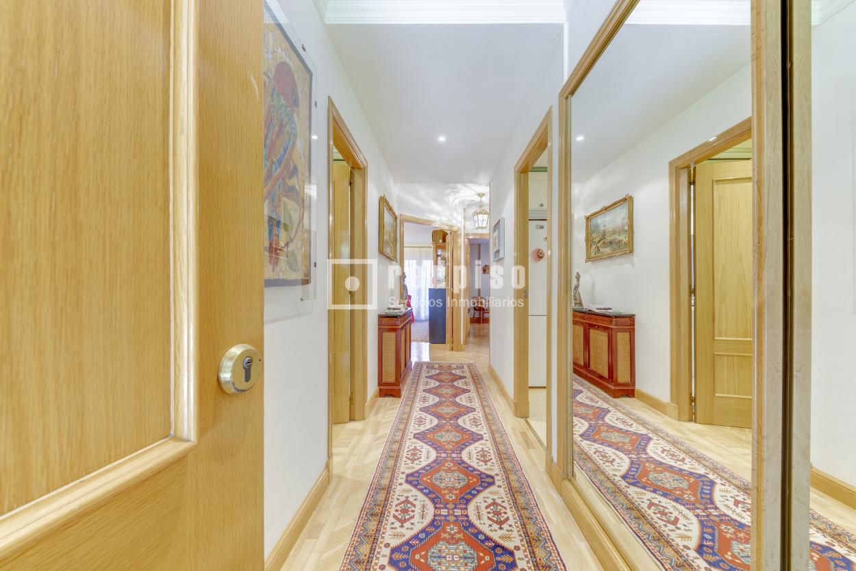 Piso en venta en  Las Rozas, Madrid  2/43
