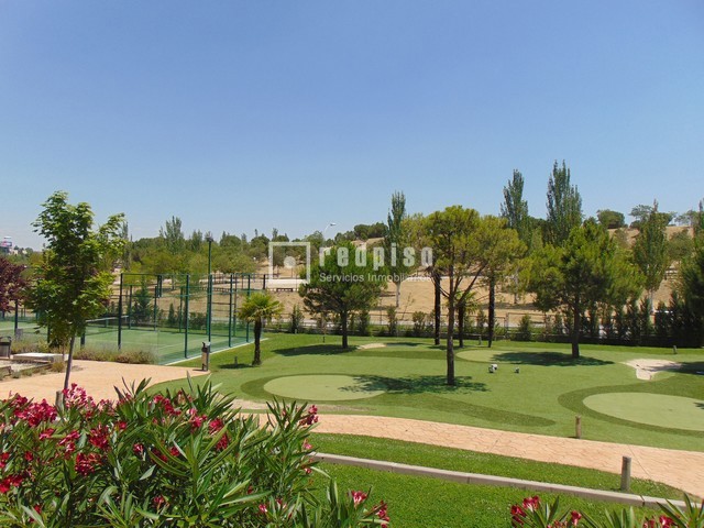 Piso en venta en calle De Américo Castro, Madrid, Madrid 29/33