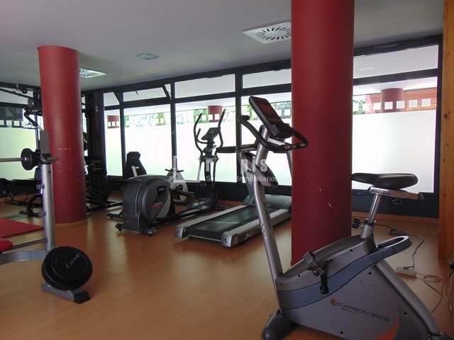 Piso en venta en calle De Américo Castro, Madrid, Madrid 23/33