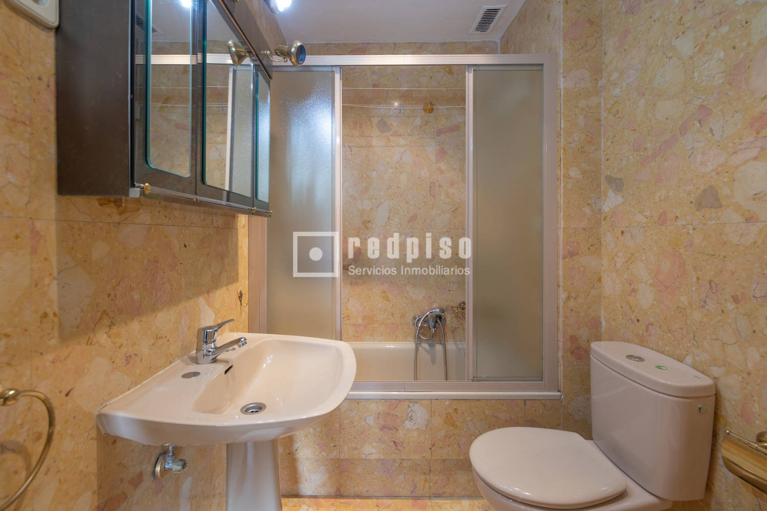 Piso en venta en calle De Martínez Izquierdo, Madrid, Madrid 19/29