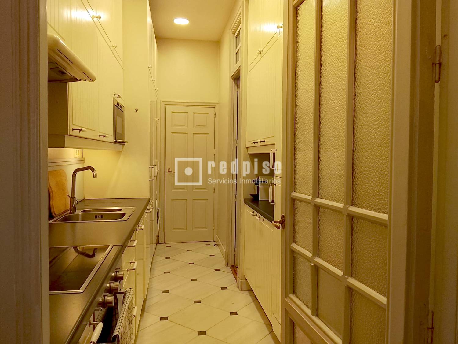 Piso en alquiler en calle Del Monte Esquinza, Madrid, Madrid 7/25