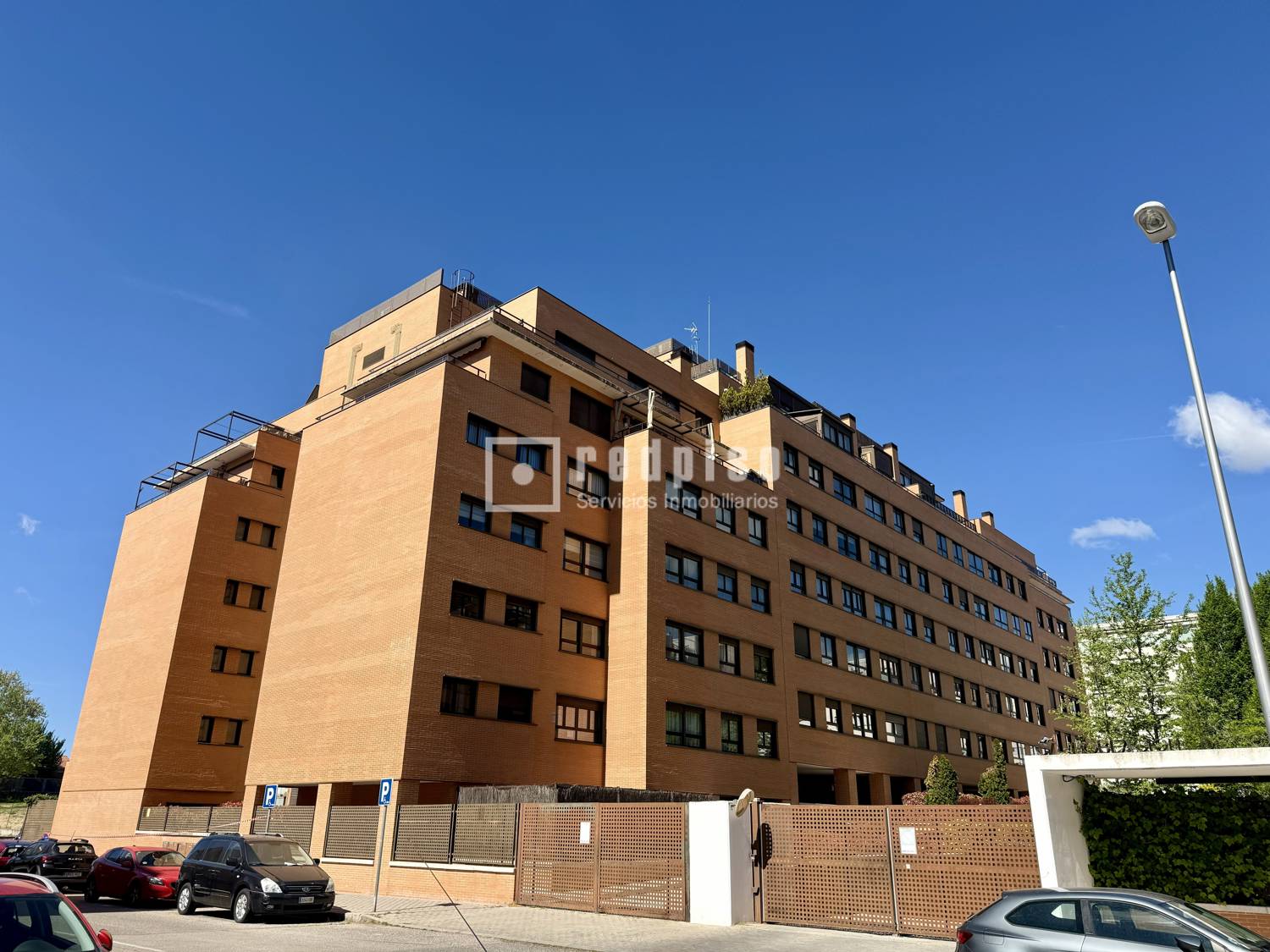 Piso en alquiler en  calle de Población de Campos, Fuencarral-El Pardo, Madrid  1/1