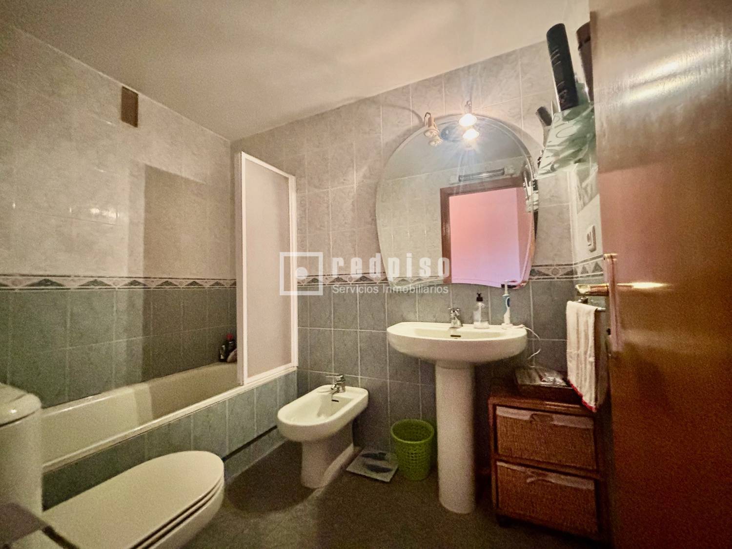 Piso en venta  calle Vicentica la Serrana, Mislata, Valencia  13/23