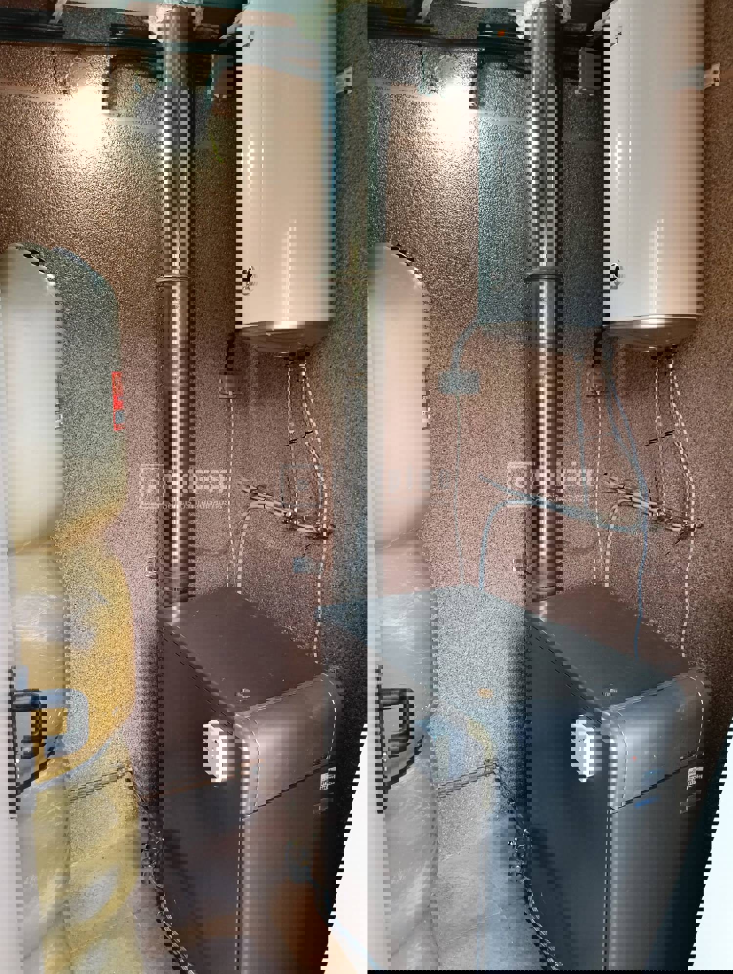 Casa en venta en  calle del Arroyo la Salinera, Navas del Rey, Madrid  40/40