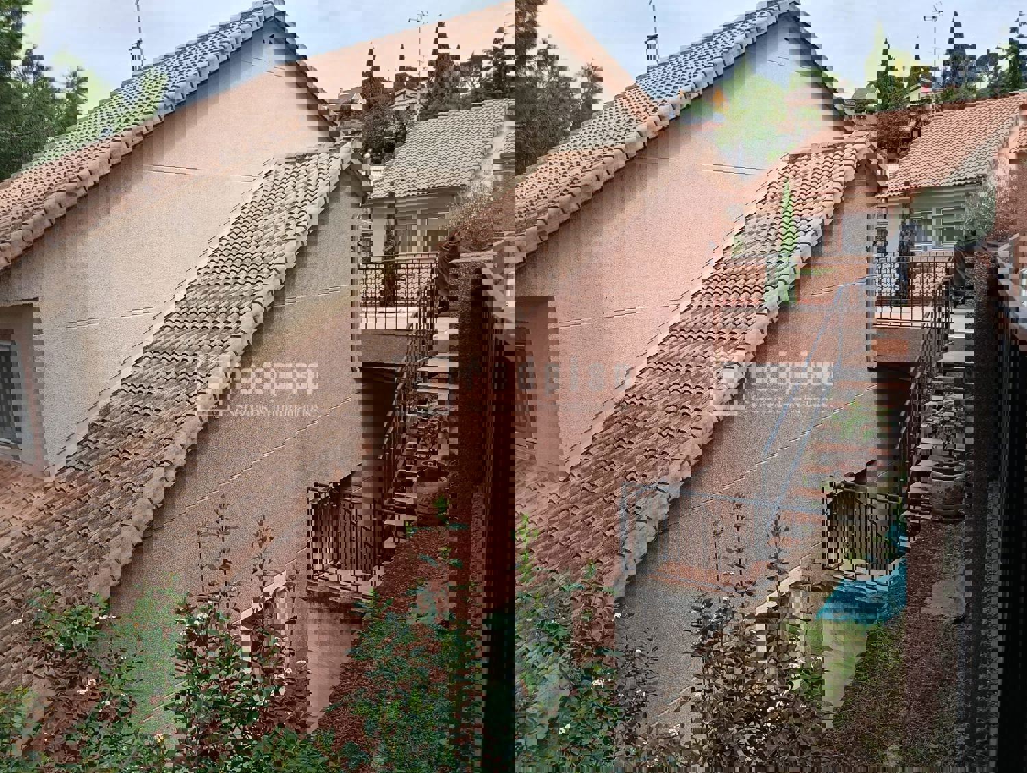 Casa en venta en  calle del Arroyo la Salinera, Navas del Rey, Madrid  10/40