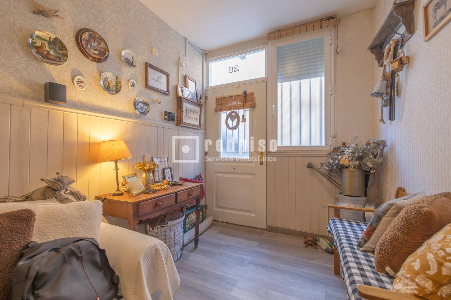 Piso en venta en  Campo Real, Madrid  1/16