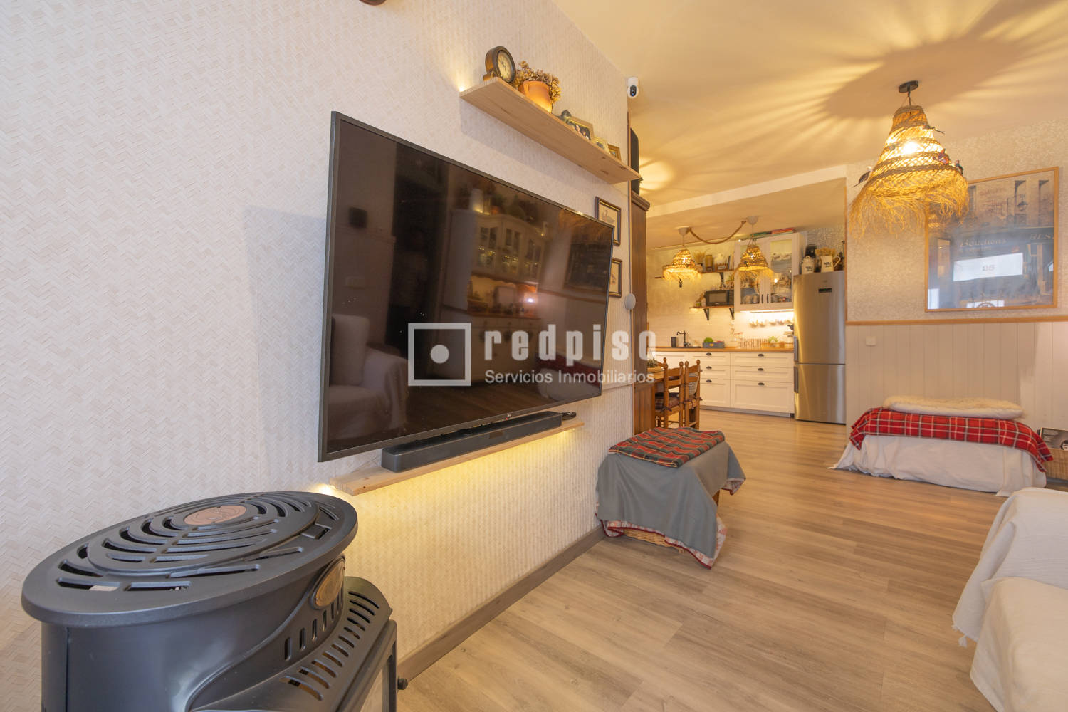 Piso en venta en  Campo Real, Madrid  2/16