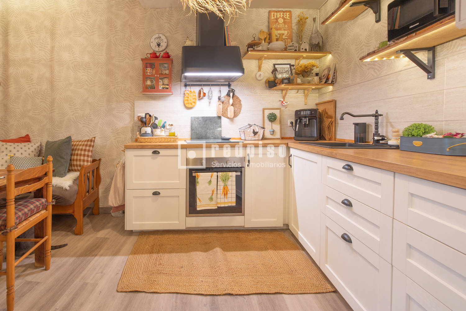 Piso en venta en  Campo Real, Madrid  6/16