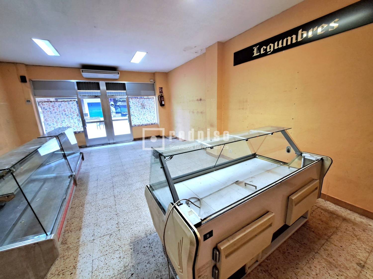 Local en venta en  Talavera de la Reina, Toledo  2/12