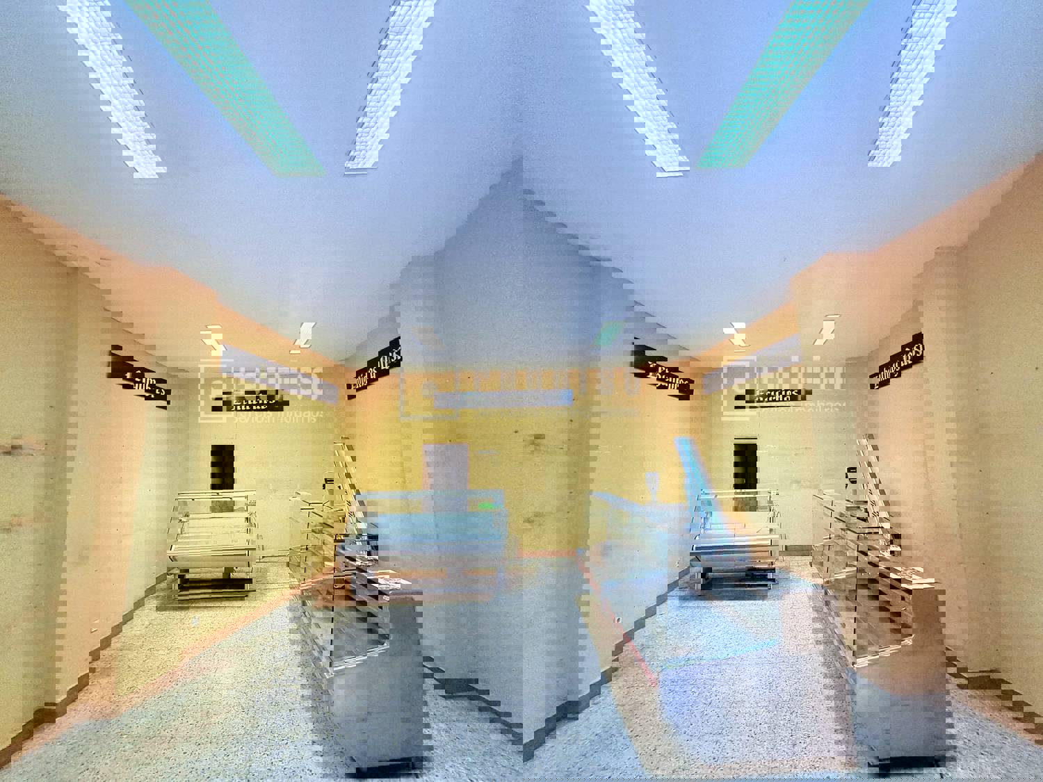 Local en venta en  Talavera de la Reina, Toledo  7/12