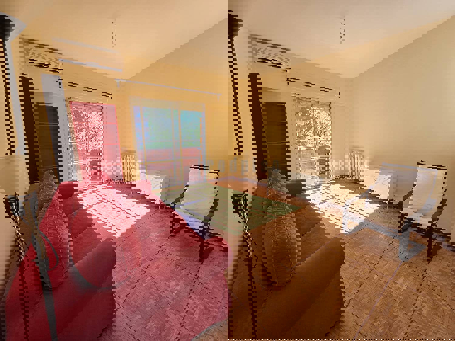 Piso en alquiler en  calle de Bustamante, Madrid  1/1