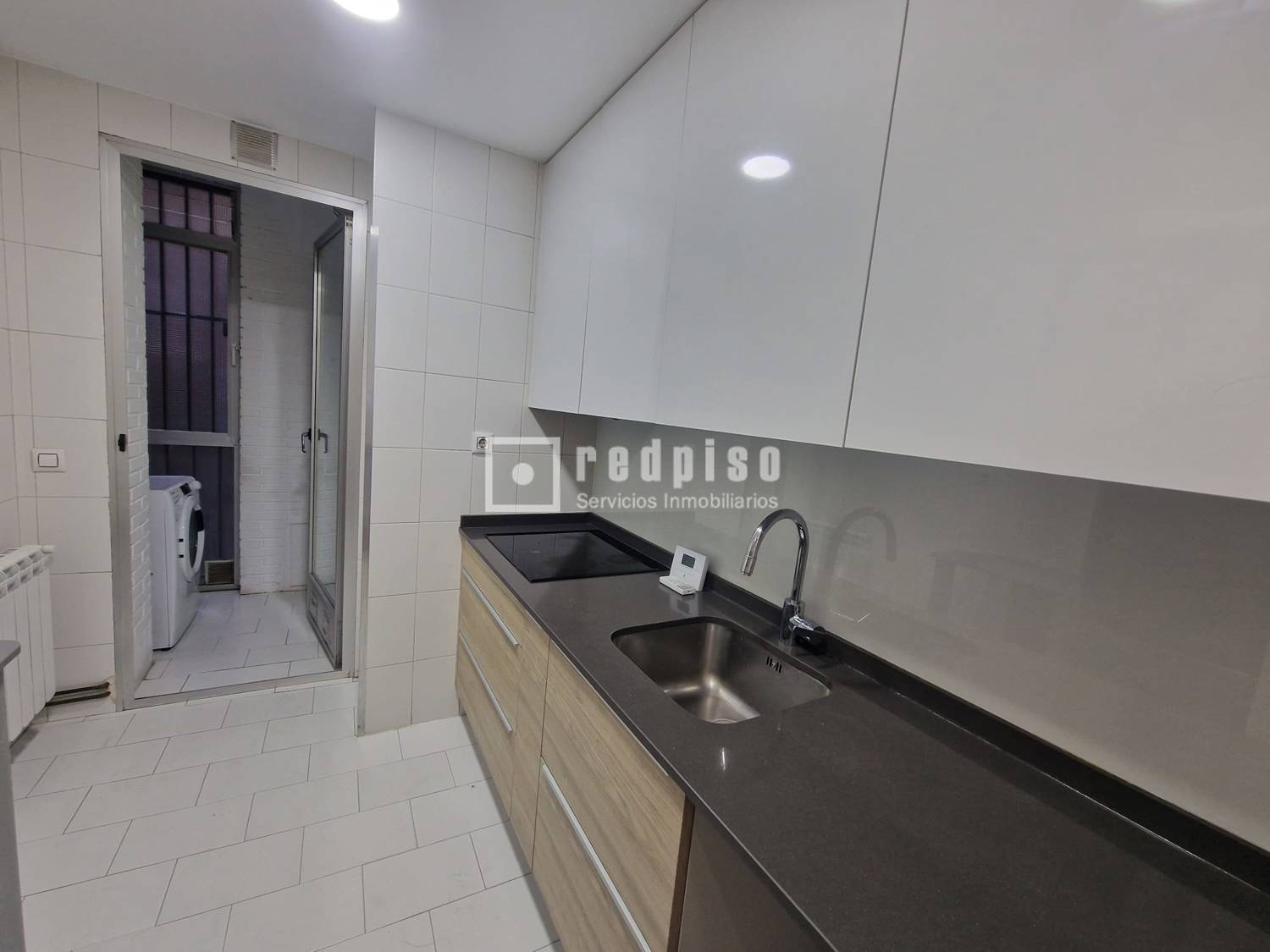Piso en venta en calle De Los Hermanos García Noblejas, San Blas-canillejas, Madrid 16/18