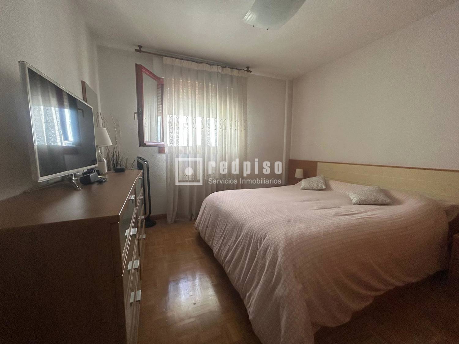 Piso en venta en Coslada, Madrid 10/18