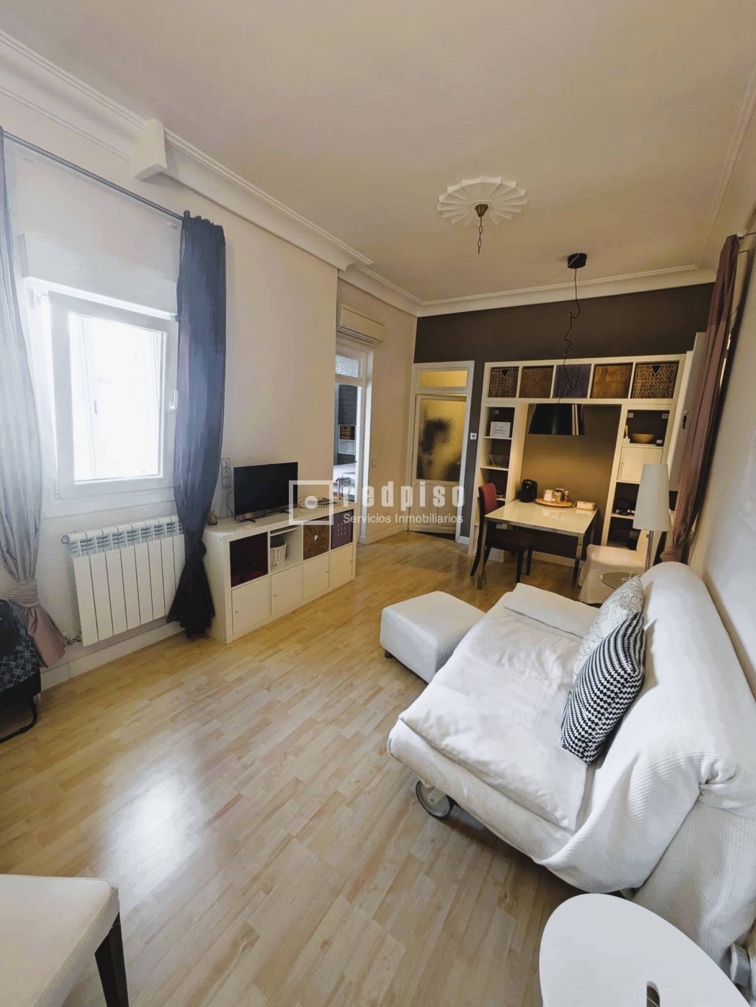 Piso en venta en  calle de Francos Rodríguez, Tetuán, Madrid  1/1