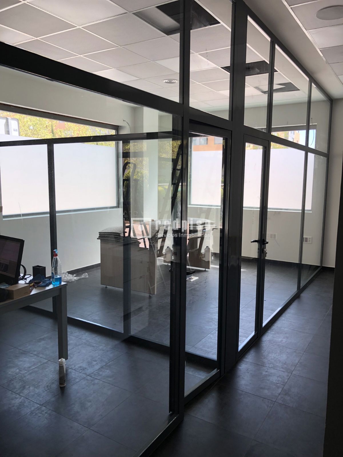 Local en venta en Leganés, Madrid 2/5