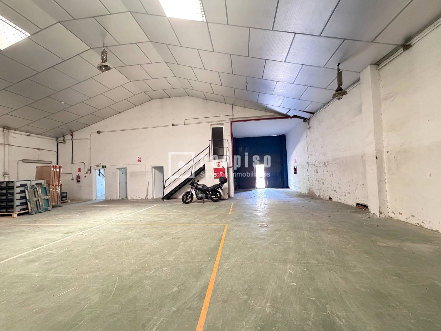 Nave Industrial en venta en calle Hierro, Madrid, Madrid 2/6