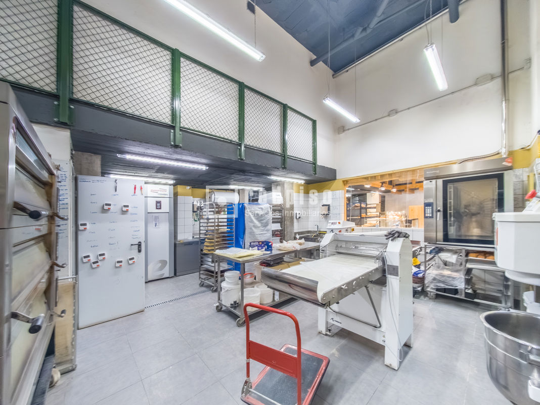 Local en venta en Alcorcón, Madrid 7/20