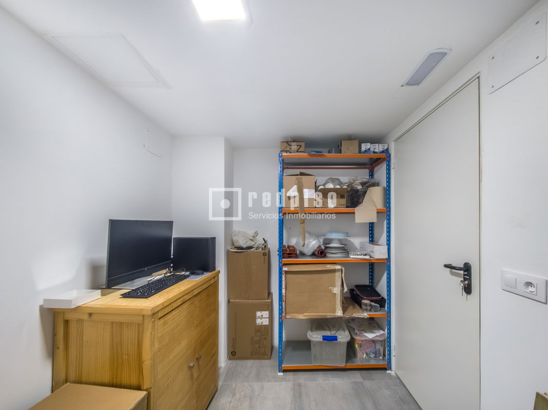 Local en venta en Alcorcón, Madrid 12/20