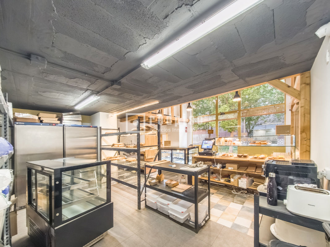 Local en venta en Alcorcón, Madrid 3/20