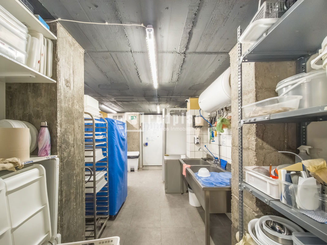 Local en venta en Alcorcón, Madrid 4/20