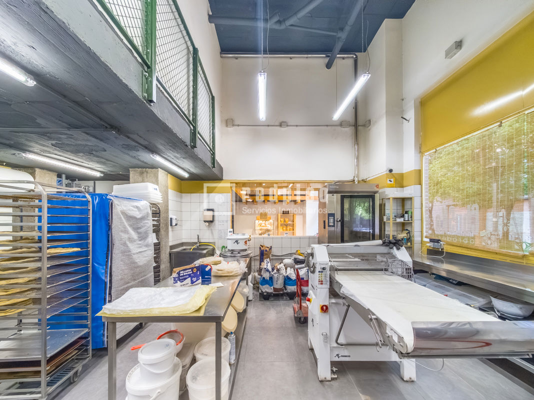 Local en venta en Alcorcón, Madrid 6/20