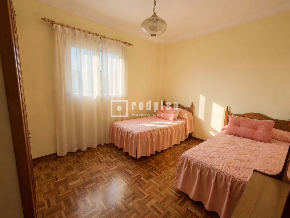 Piso en venta en  calle Retablo, Alcorcón, Madrid  7/22
