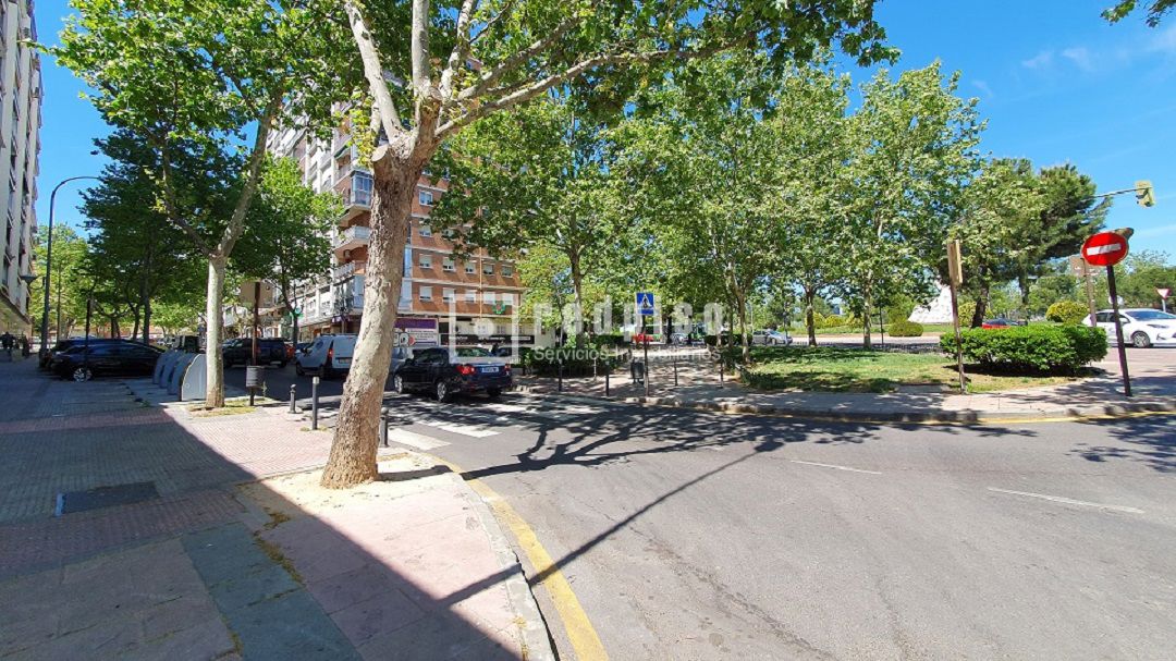 Piso en venta en  calle Retablo, Alcorcón, Madrid  20/22